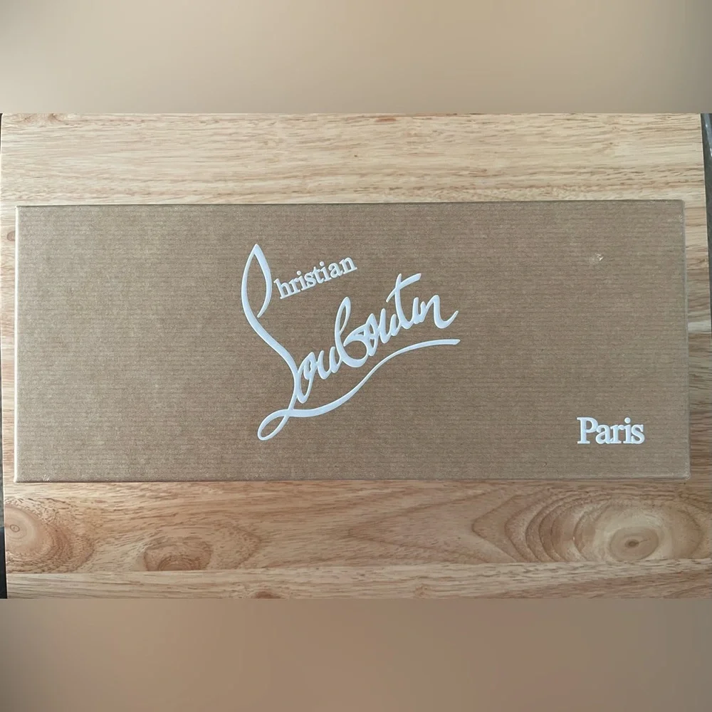 Christian Louboutin- Loubi Flip Donna Flat, black/red. Material- rubber. Size 37 - Picture 2 of 13
